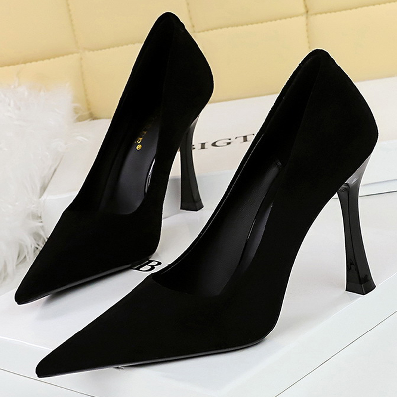 BIGTREE Shoes Suede Black Wome - đánh giá và giá Shoe Tree
