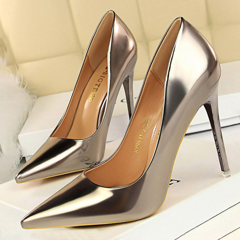 Chính Hãng BIGTREE Giày Người  - đánh giá và giá Shoe Tree